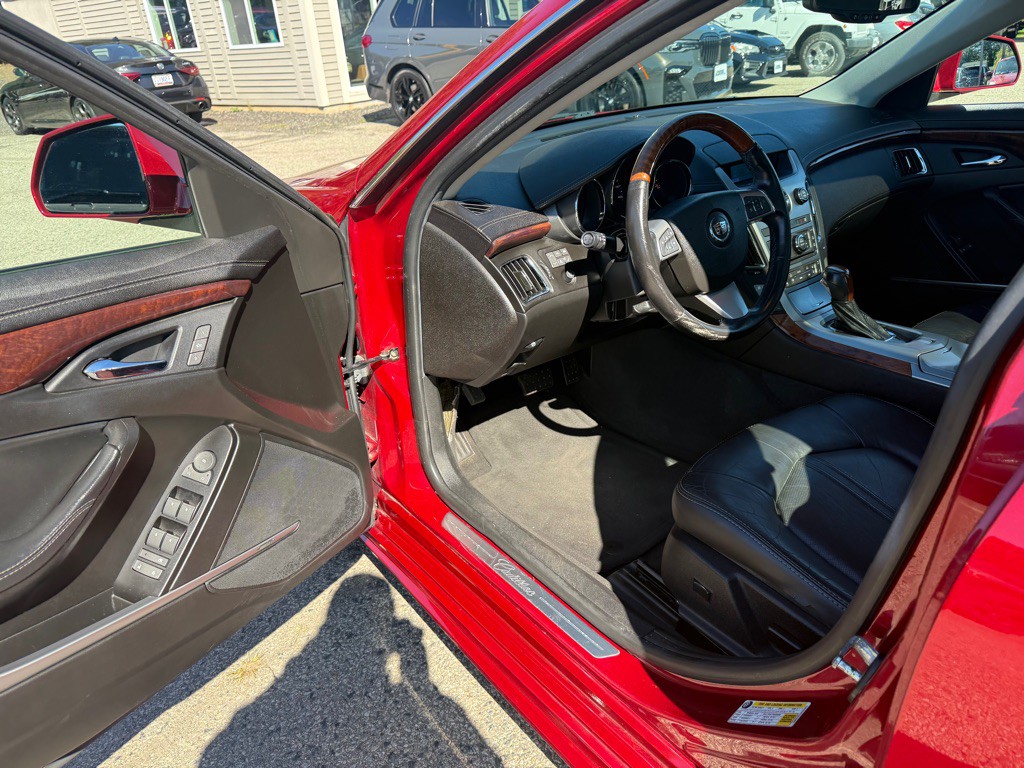 2012 Cadillac CTS Image 12