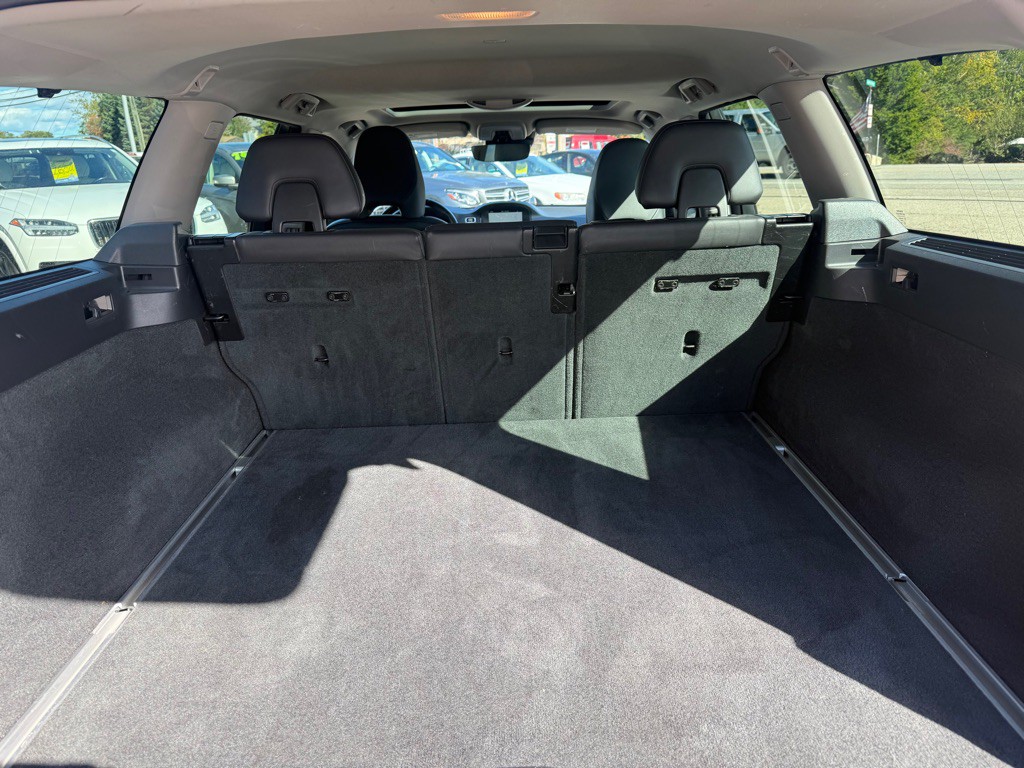 2016 Volvo XC70 Image 10