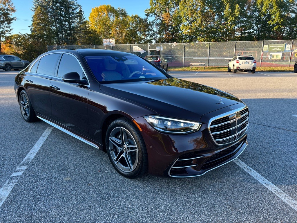 2022 Mercedes-Benz S-Class Image 3