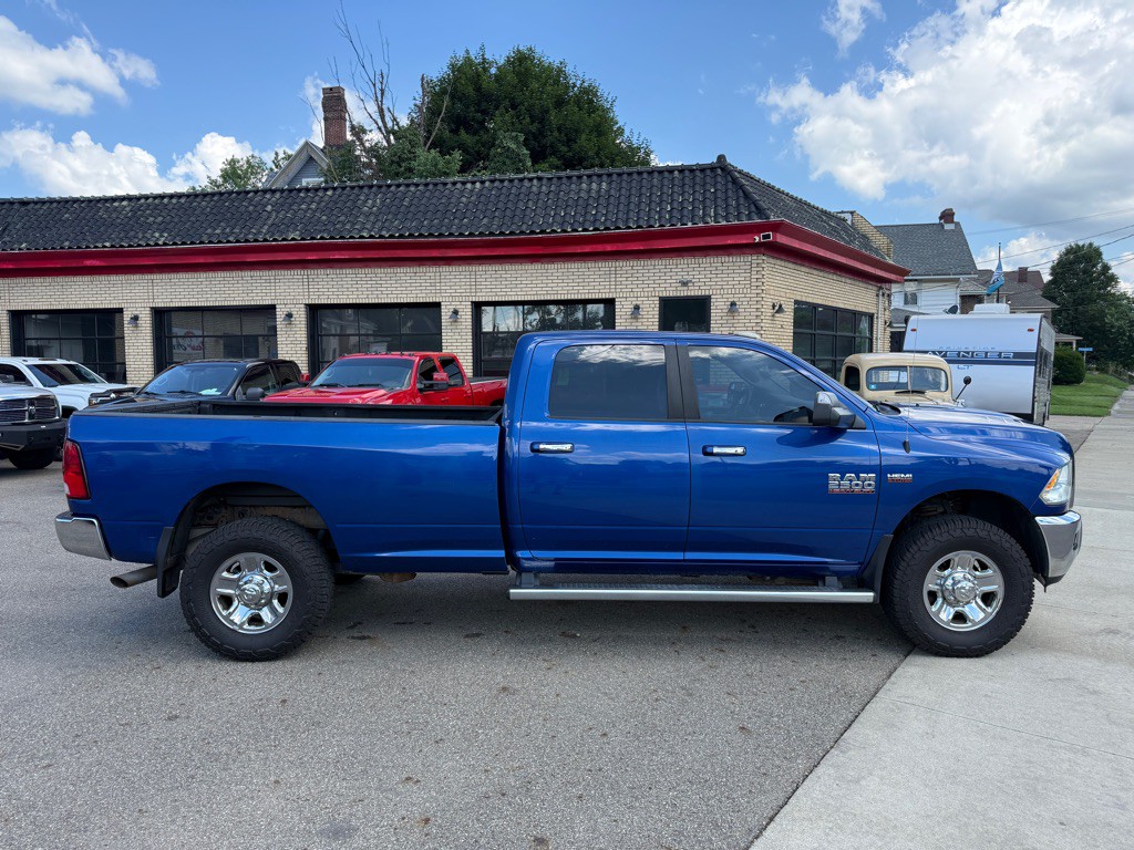 2015 RAM 2500 Image 4
