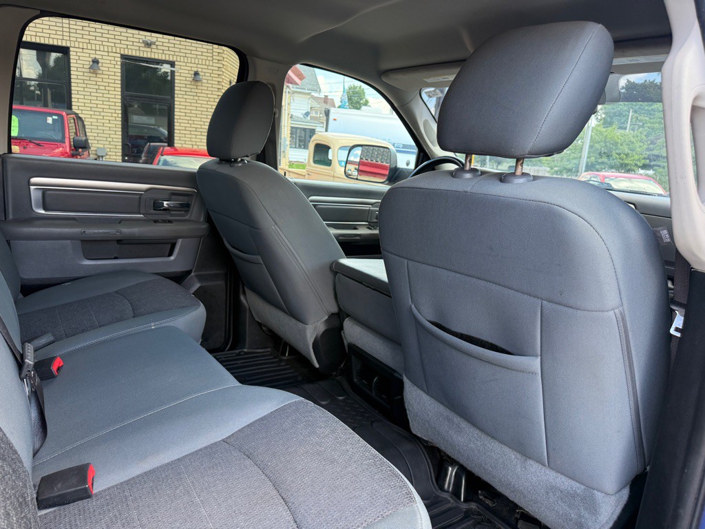 2015 RAM 2500 Image 10