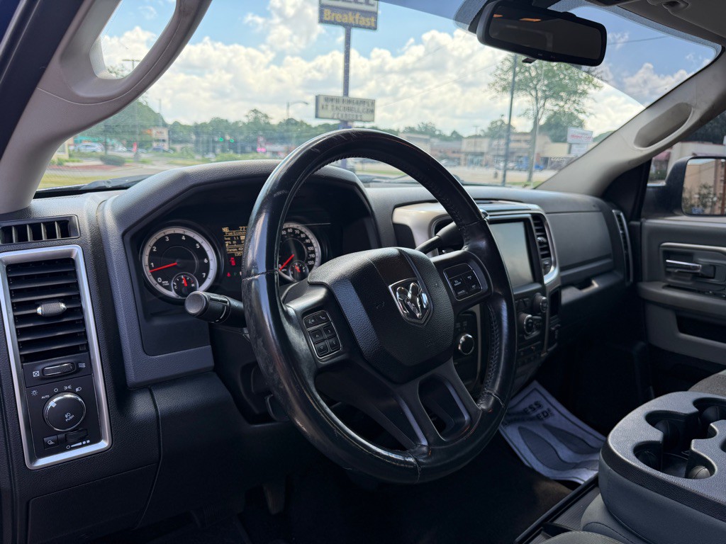2015 RAM 2500 Image 12