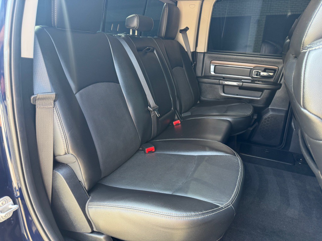 2014 RAM 2500 Image 10