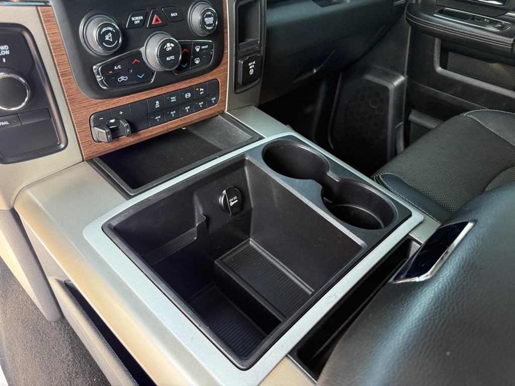 2014 RAM 2500 Image 17