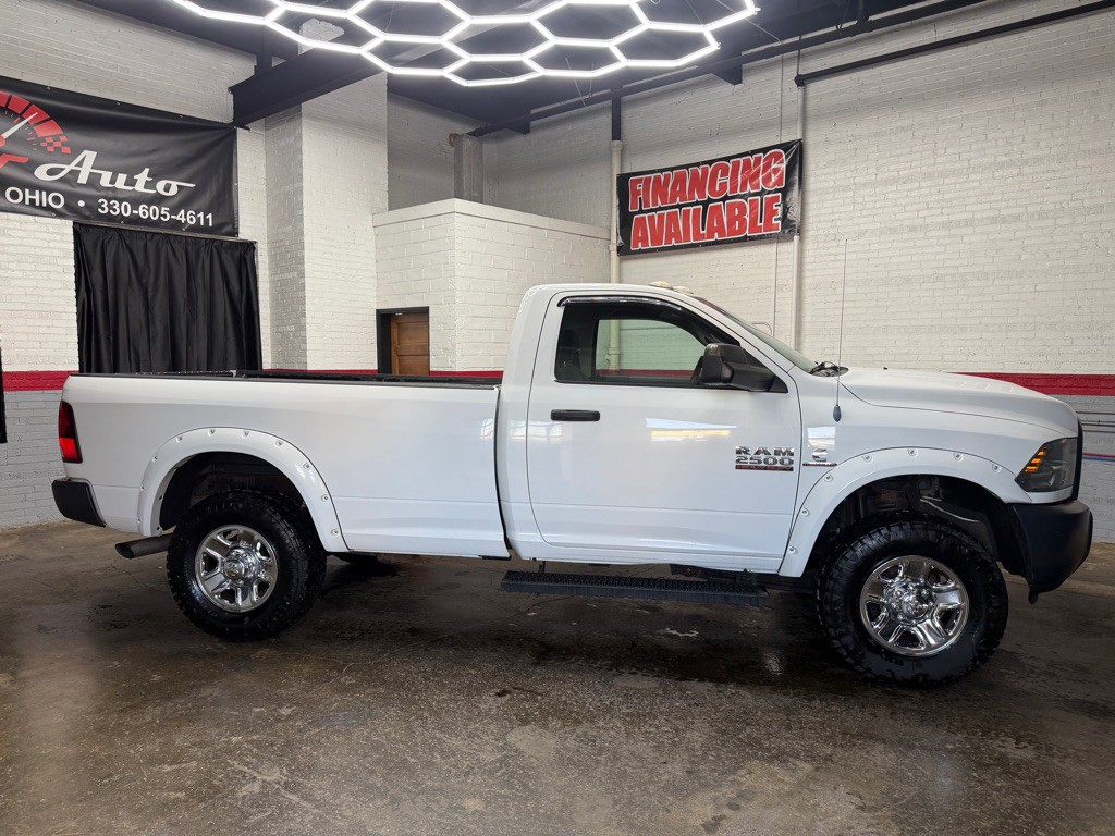 2014 RAM 2500 Image 2