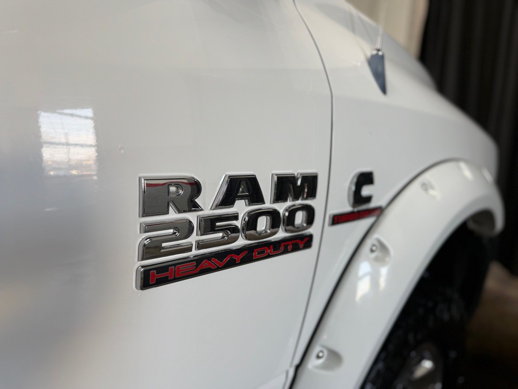 2014 RAM 2500 Image 4