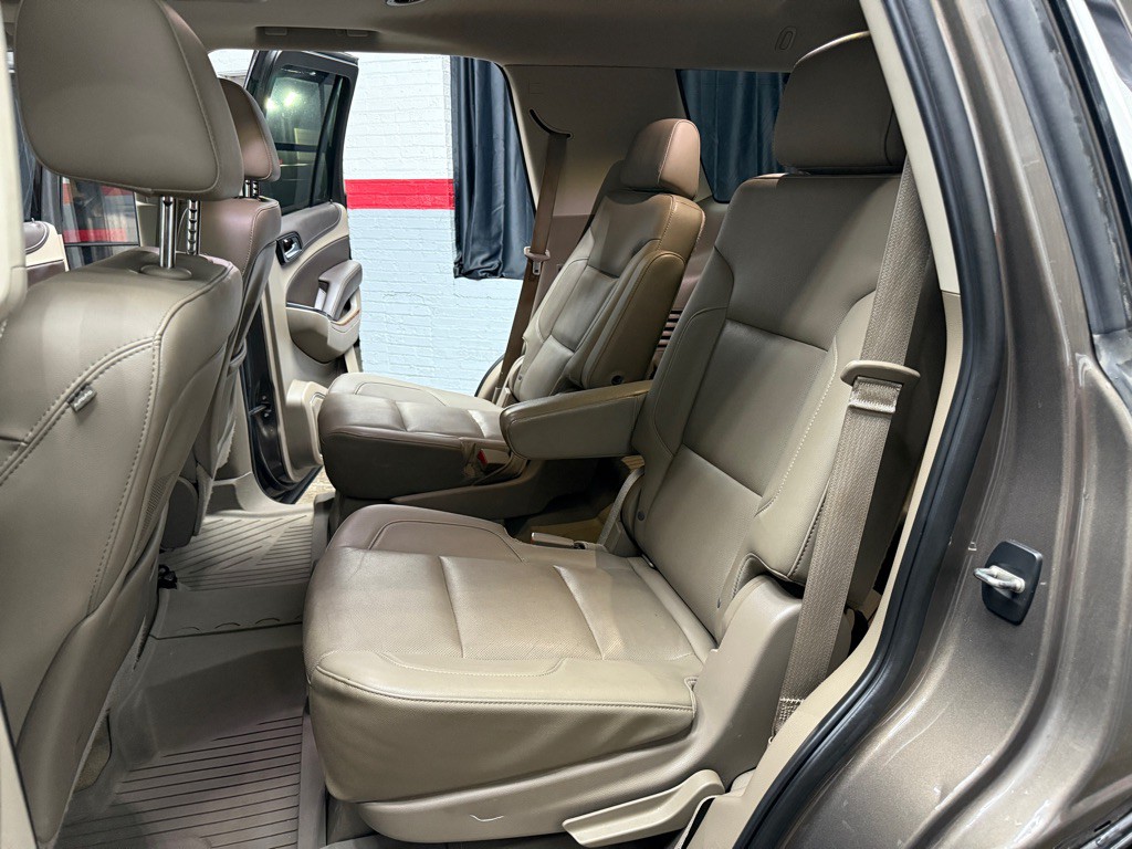 2015 Chevrolet Tahoe Image 12