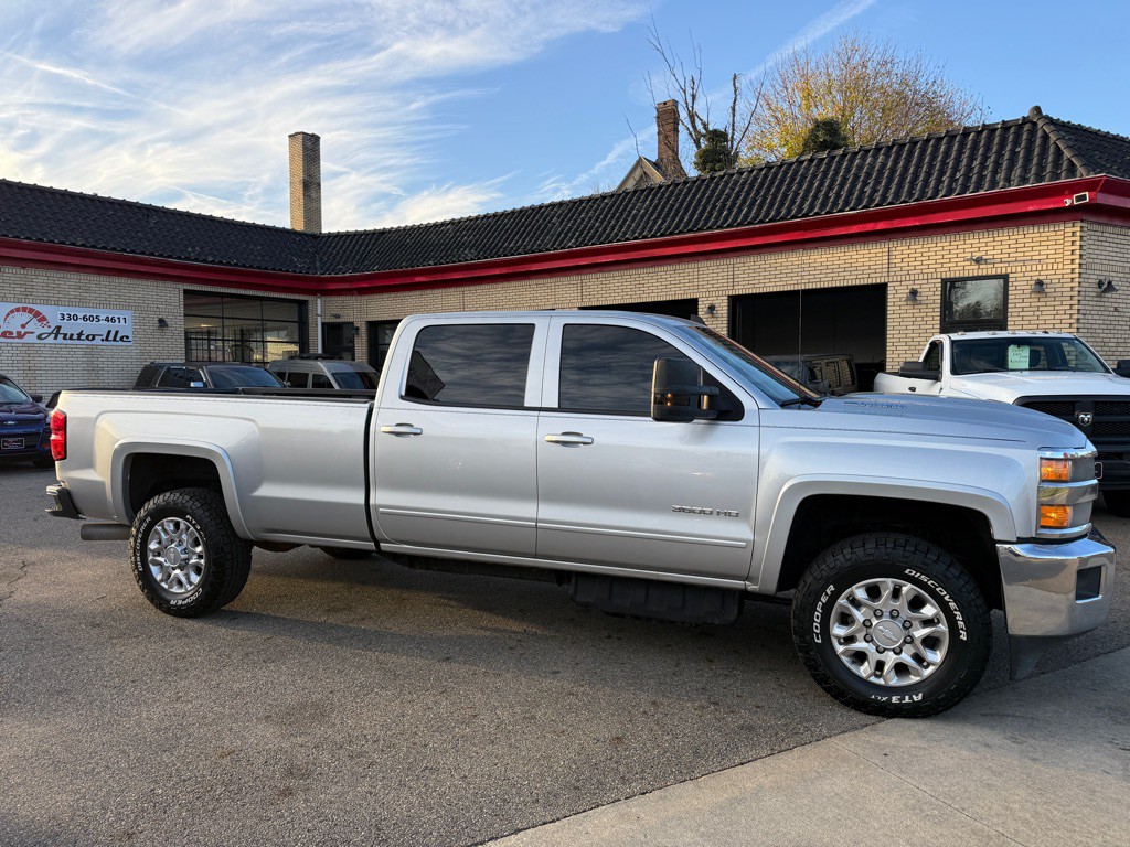 2018 Chevrolet Silverado 1500 Image 4