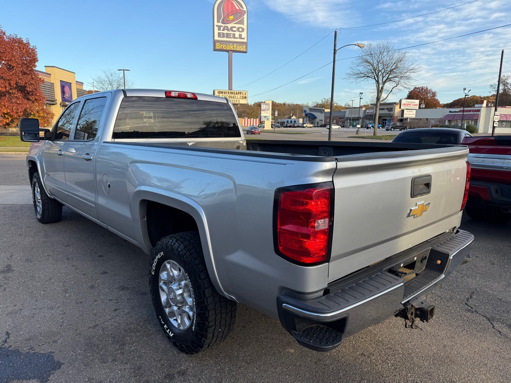 2018 Chevrolet Silverado 1500 Image 6