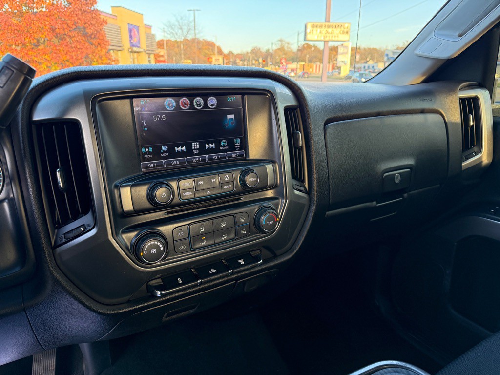 2018 Chevrolet Silverado 1500 Image 16