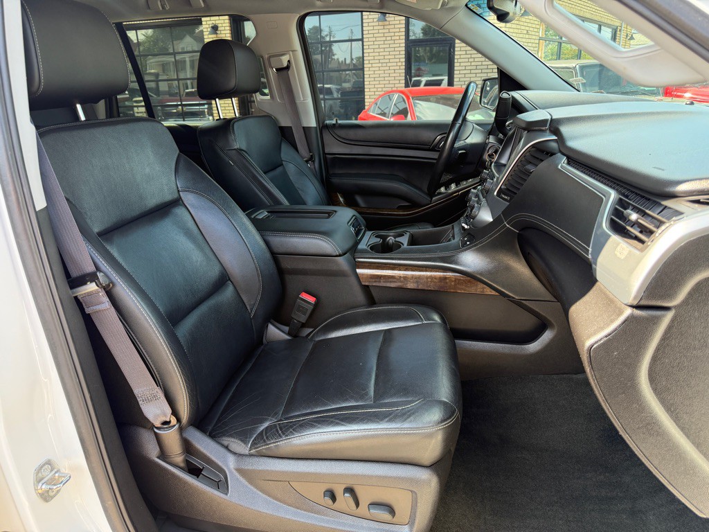 2017 Chevrolet Tahoe Image 11