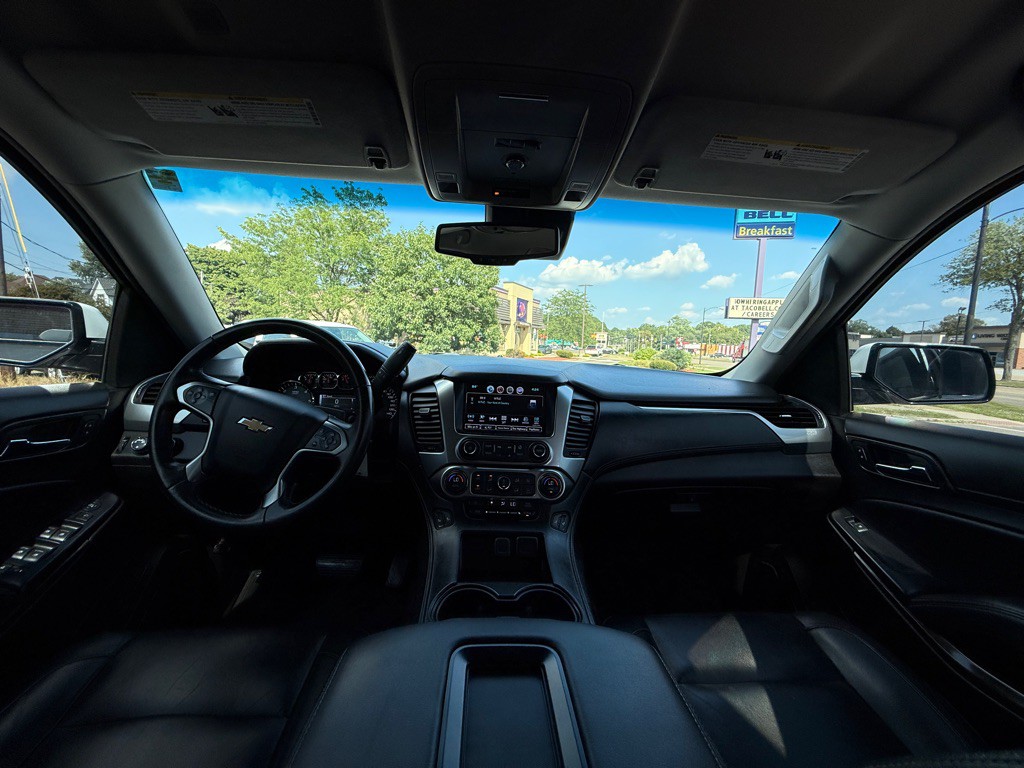 2017 Chevrolet Tahoe Image 14