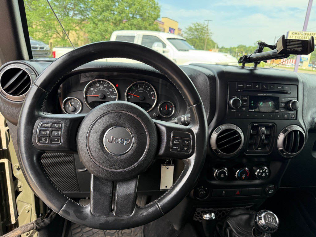 2015 Jeep Wrangler Unlimited Image 18
