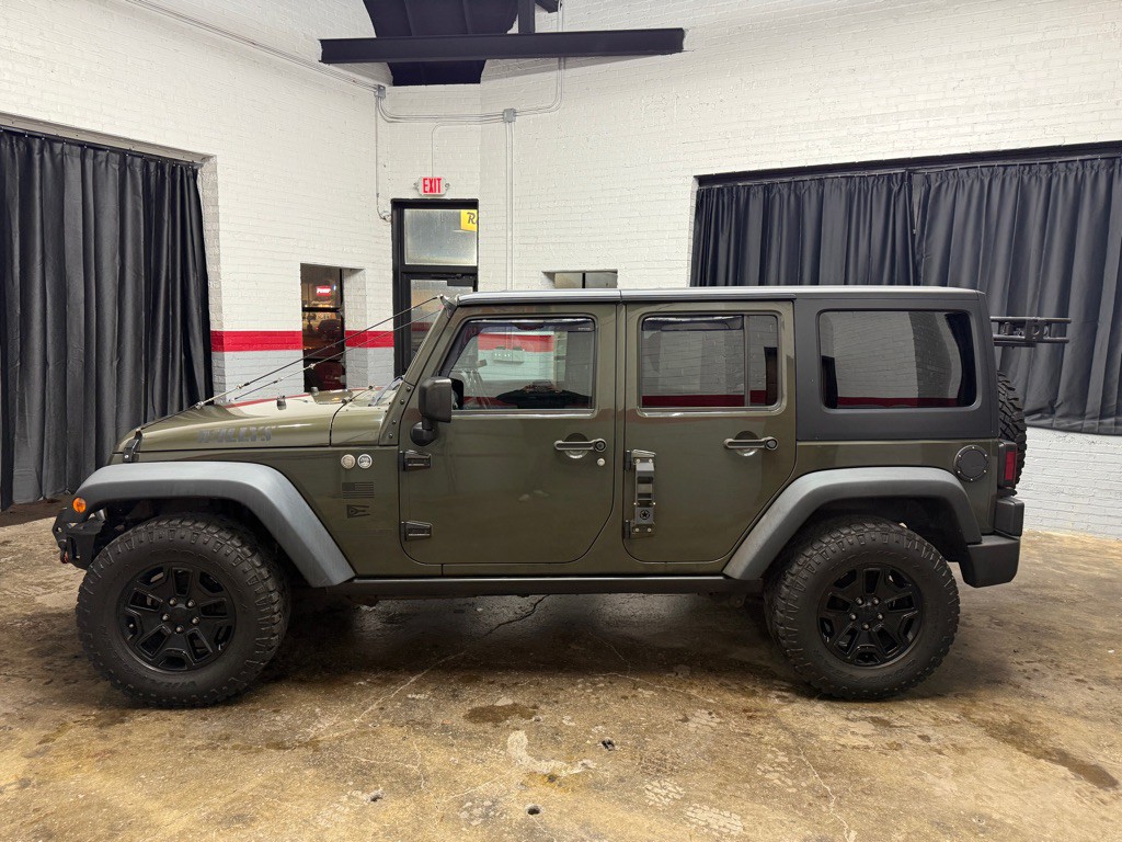 2015 Jeep Wrangler Unlimited Image 2