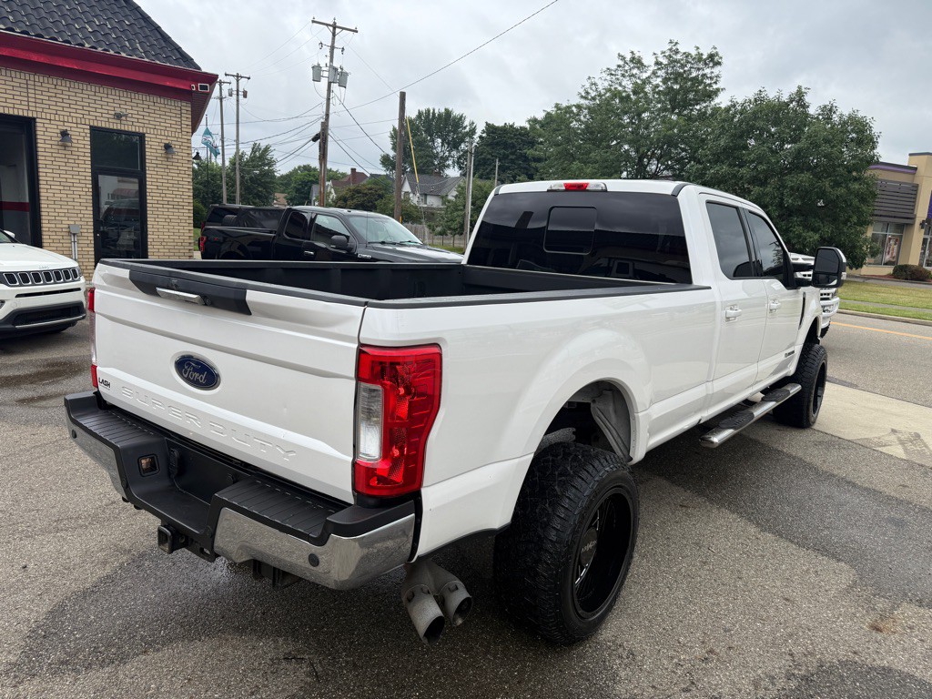 2017 Ford F-250 Image 5