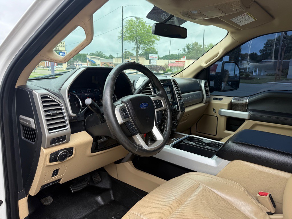 2017 Ford F-250 Image 16