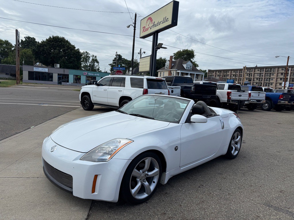 2004 Nissan 350Z Image 1