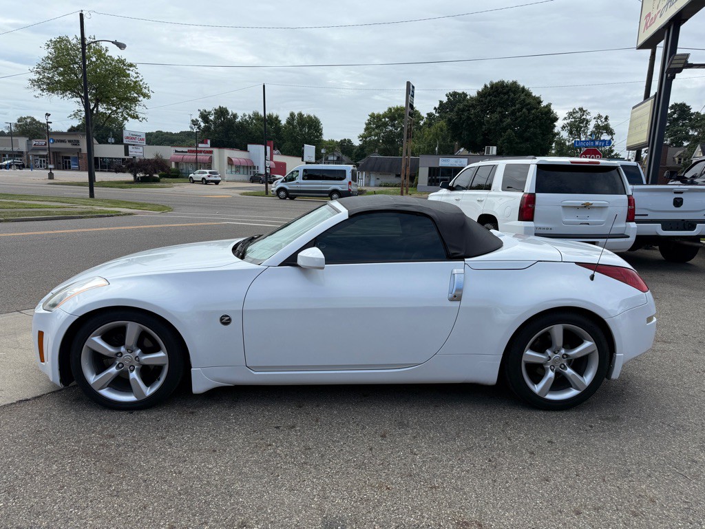 2004 Nissan 350Z Image 15