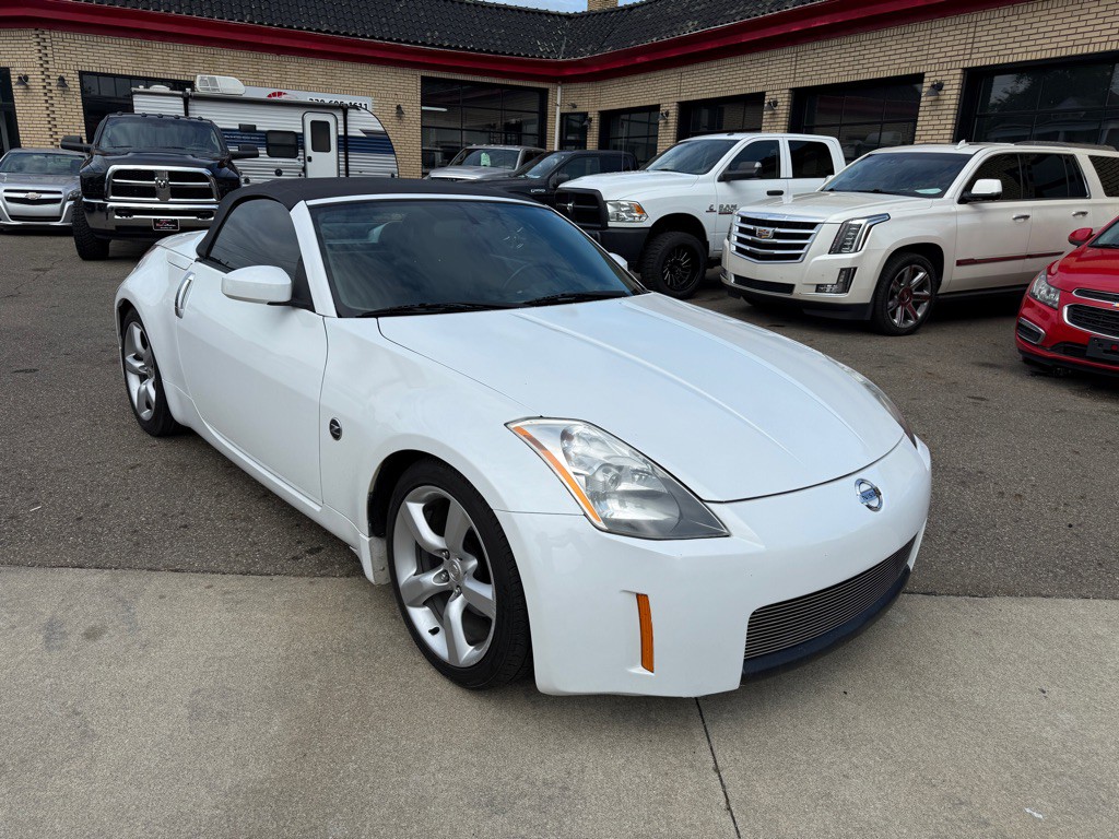 2004 Nissan 350Z Image 19