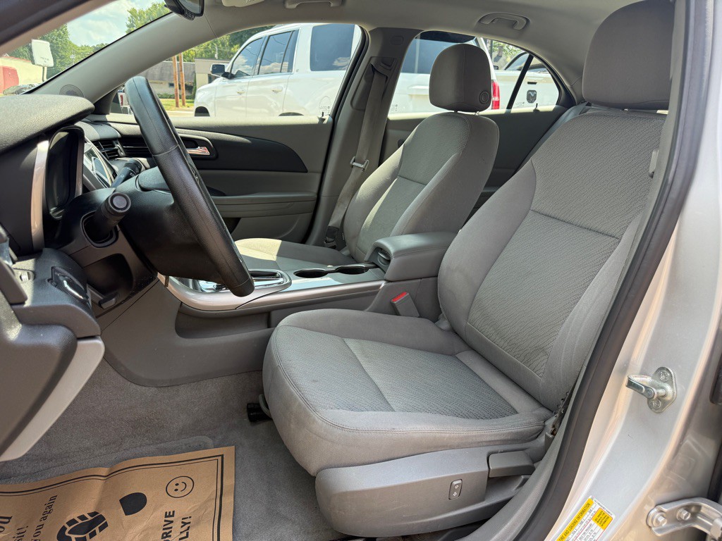 2013 Chevrolet Malibu Image 15
