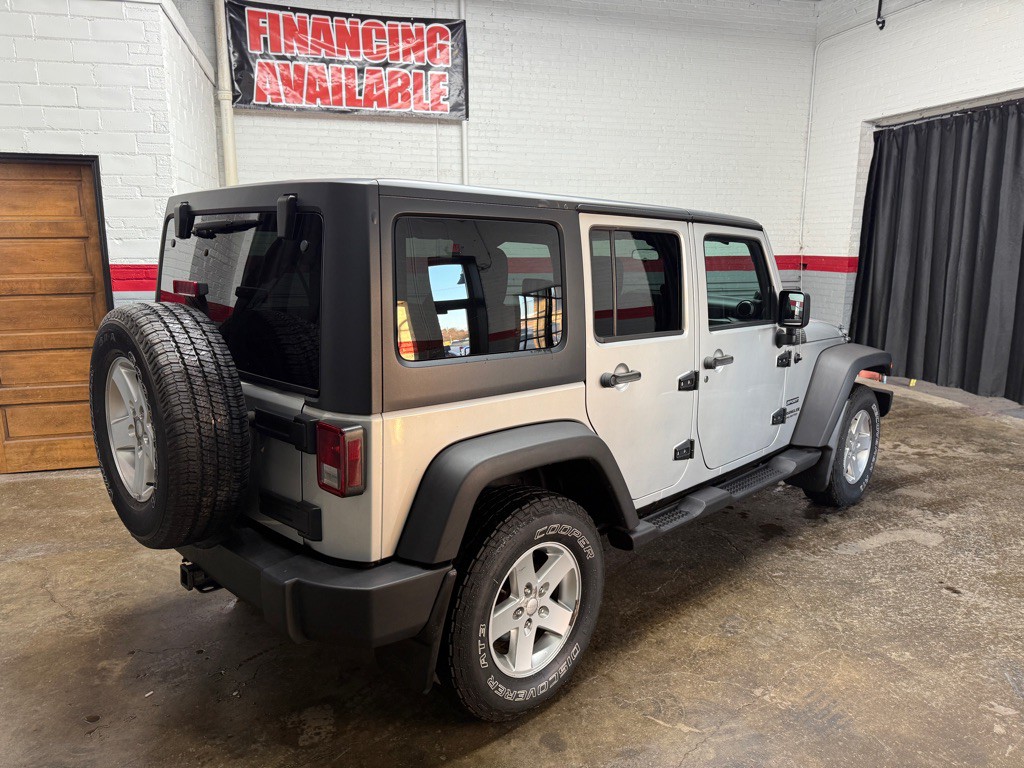 2012 Jeep Wrangler Unlimited Image 4