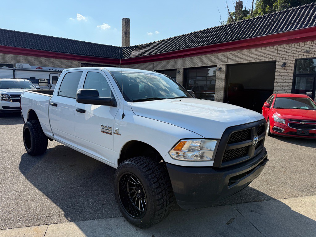2018 RAM 2500 Image 3