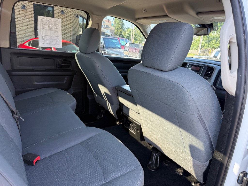 2018 RAM 2500 Image 12