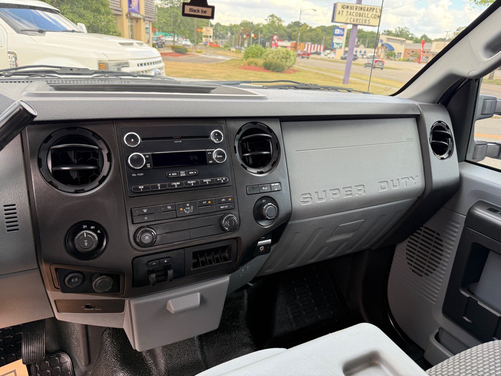 2016 Ford F-250 Image 16