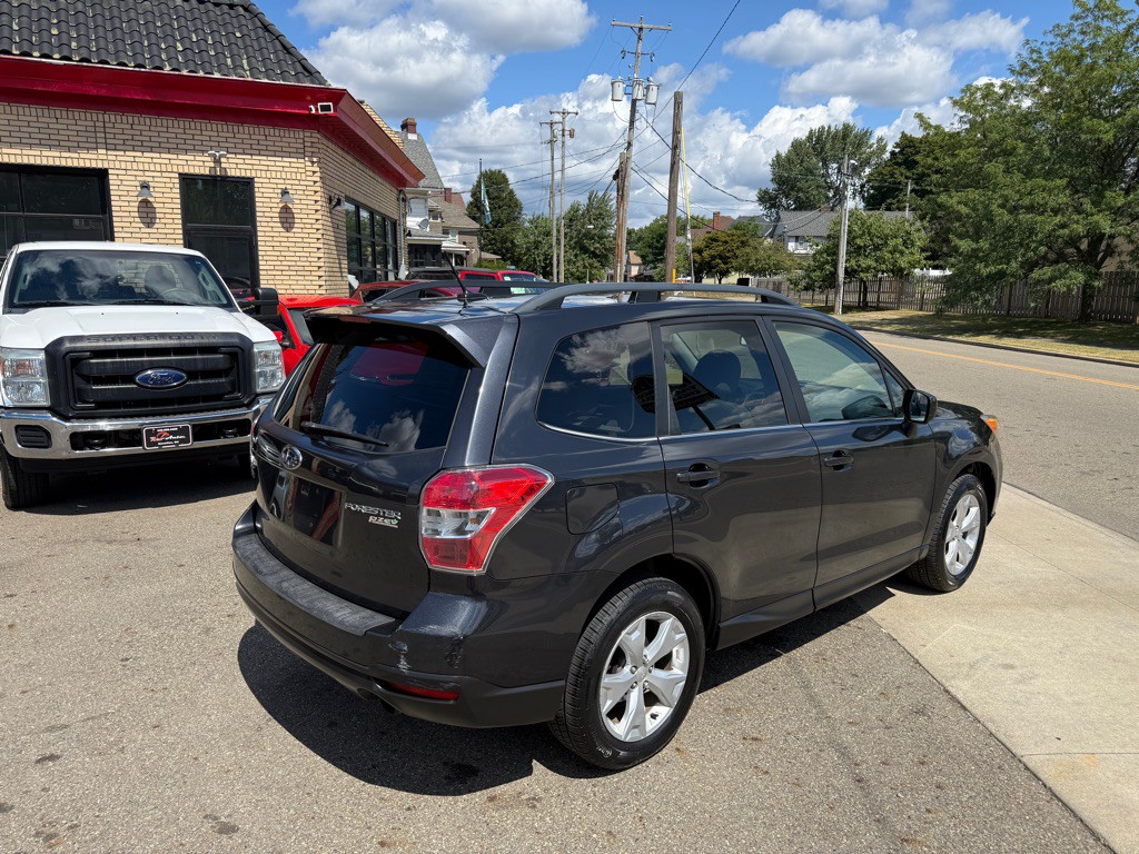 2014 Subaru Forester Image 6