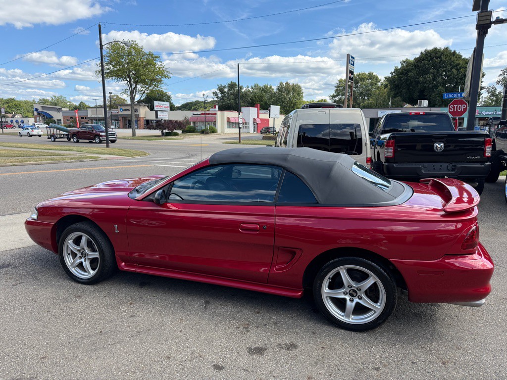 1998 Ford Mustang Image 6