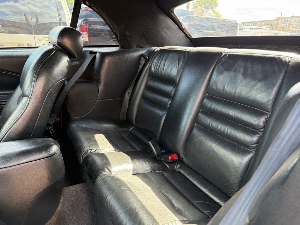 1998 Ford Mustang Image 15