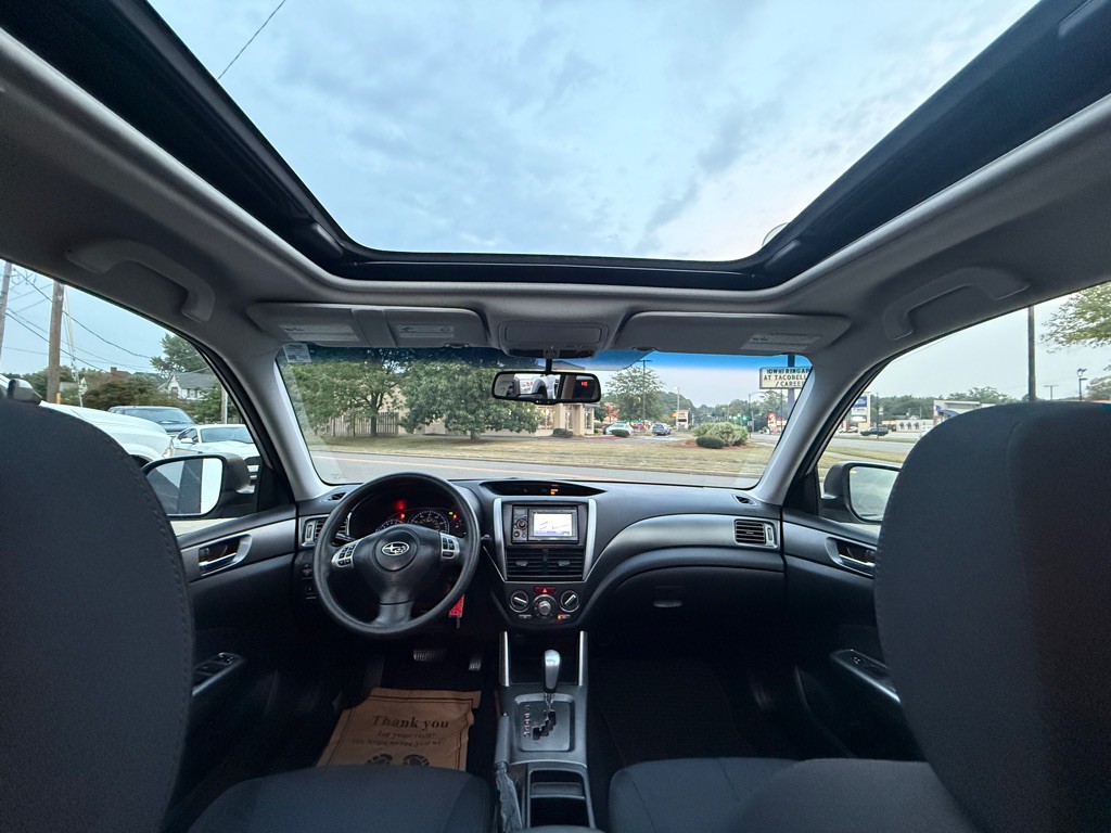 2011 Subaru Forester Image 8