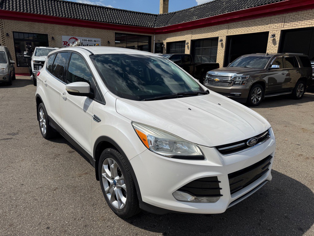 2013 Ford Escape Image 2