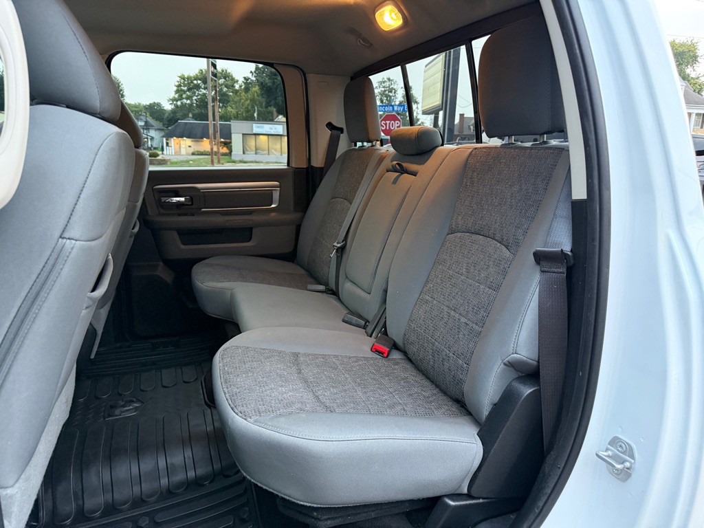2016 RAM 1500 Image 21