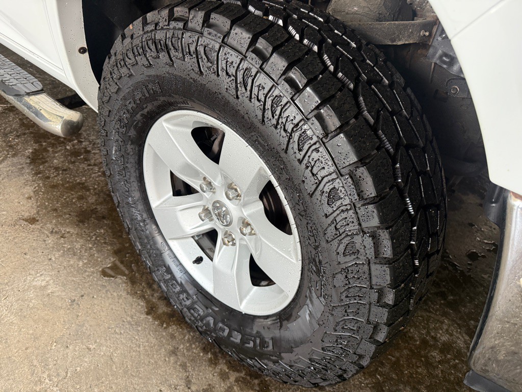 2016 RAM 1500 Image 12