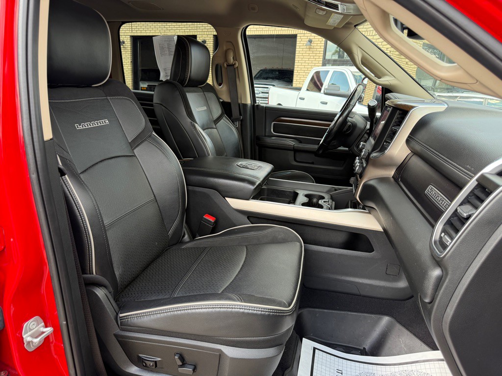 2022 RAM 3500 Image 14