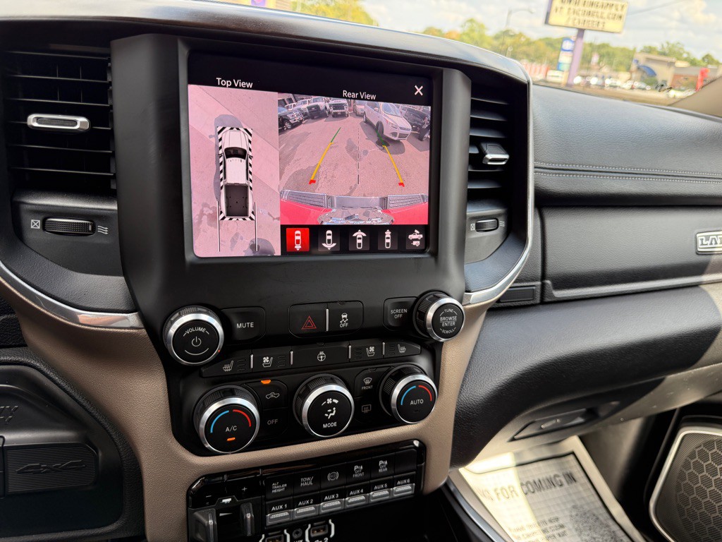 2022 RAM 3500 Image 26