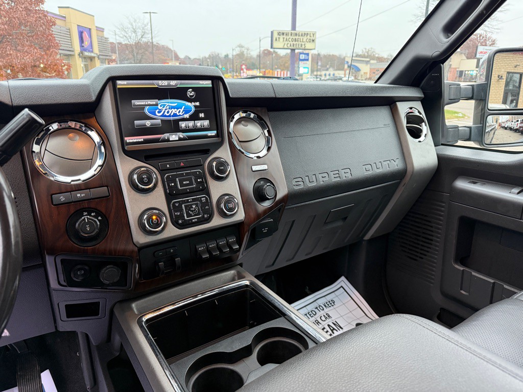 2016 Ford F-350 Image 17