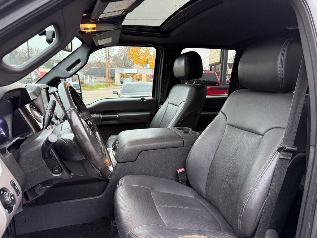 2016 Ford F-350 Image 19