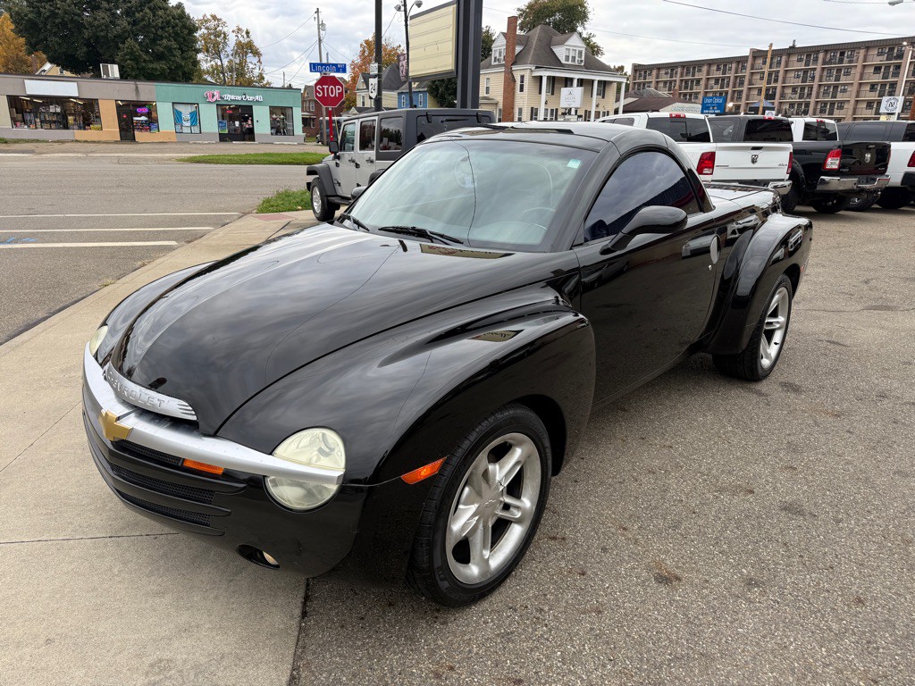 2003 Chevrolet SSR Image 16