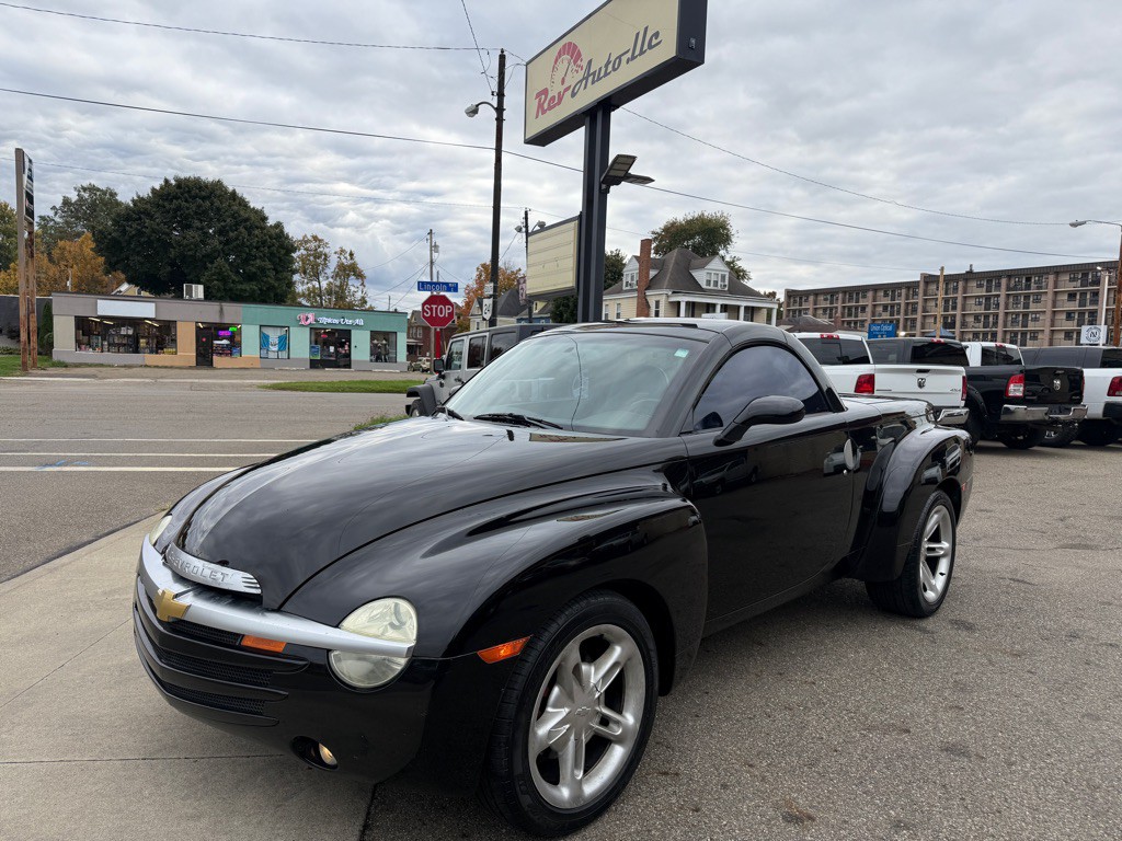 2003 Chevrolet SSR Image 22
