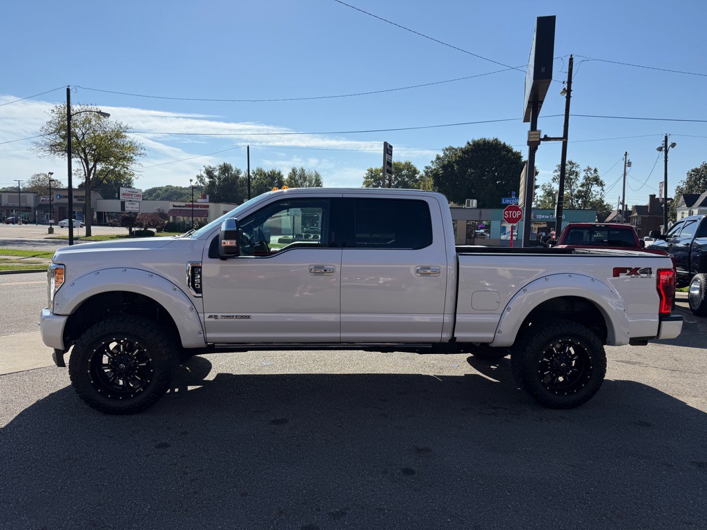 2019 Ford F-350 Image 3