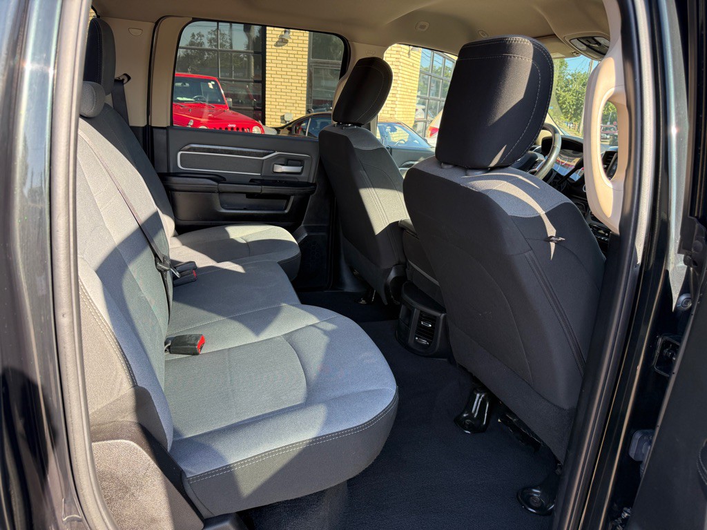 2019 RAM 2500 Image 9