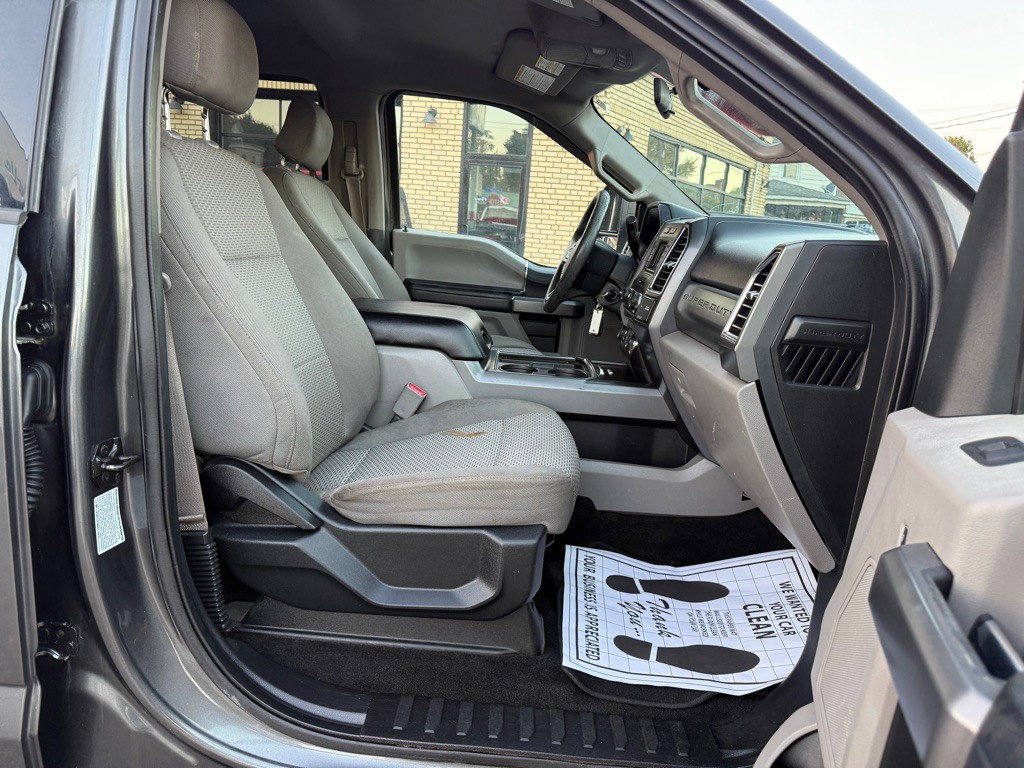 2017 Ford F-350 Image 8