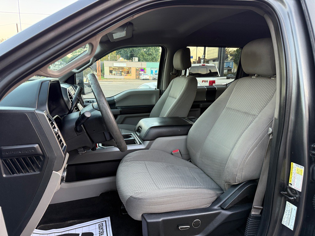 2017 Ford F-350 Image 13