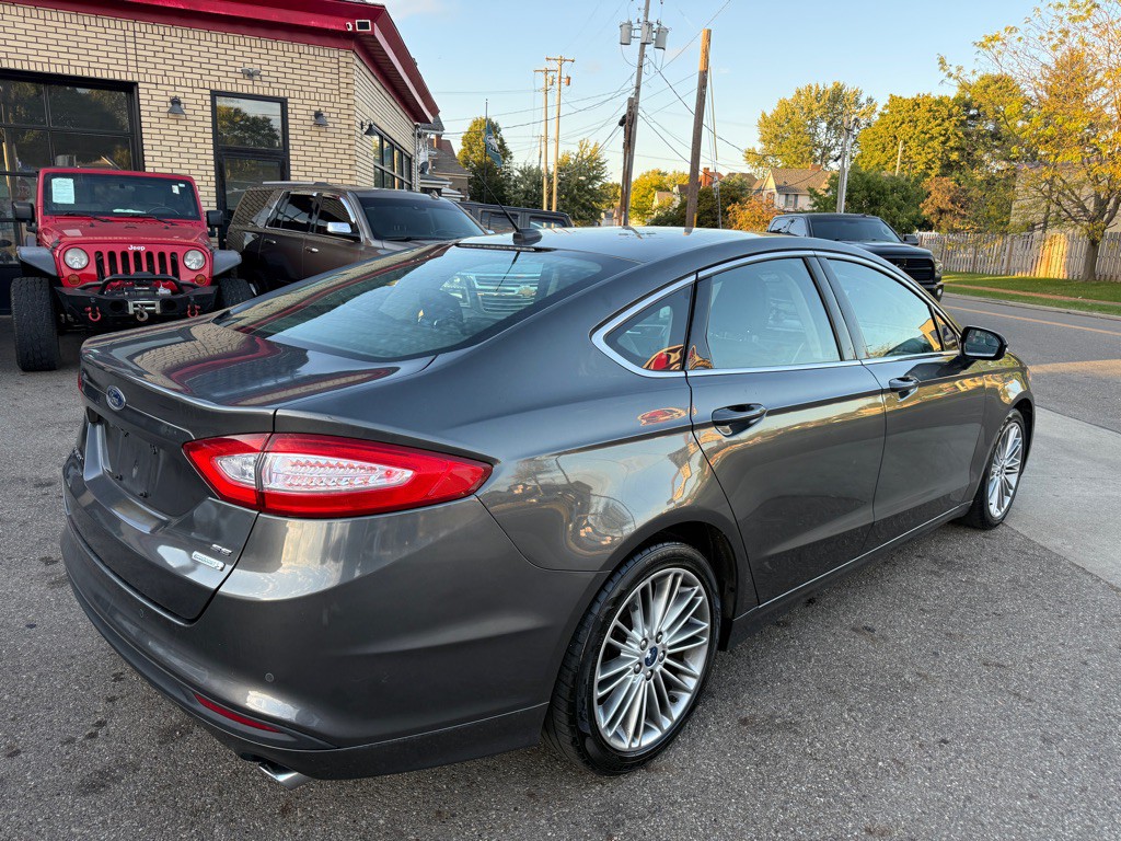 2015 Ford Fusion Image 6