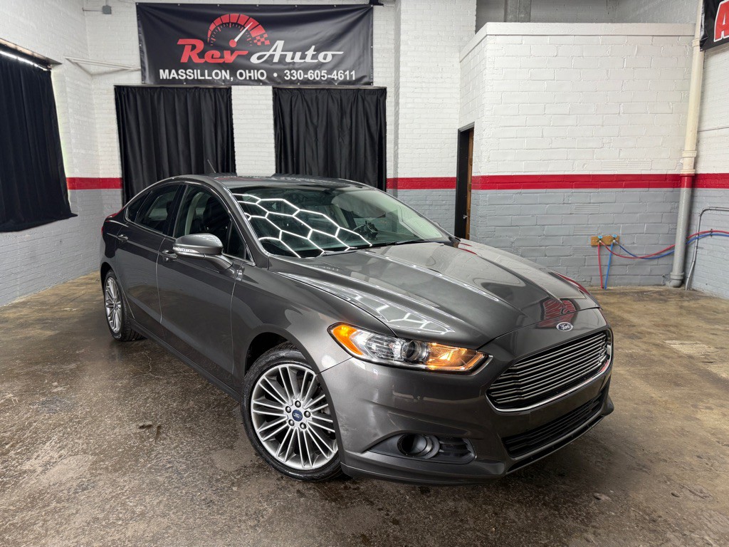 2015 Ford Fusion Image 1
