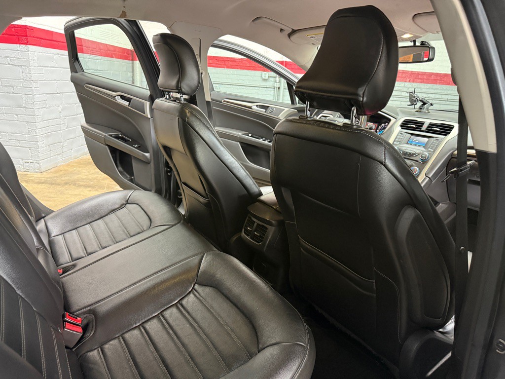 2015 Ford Fusion Image 9