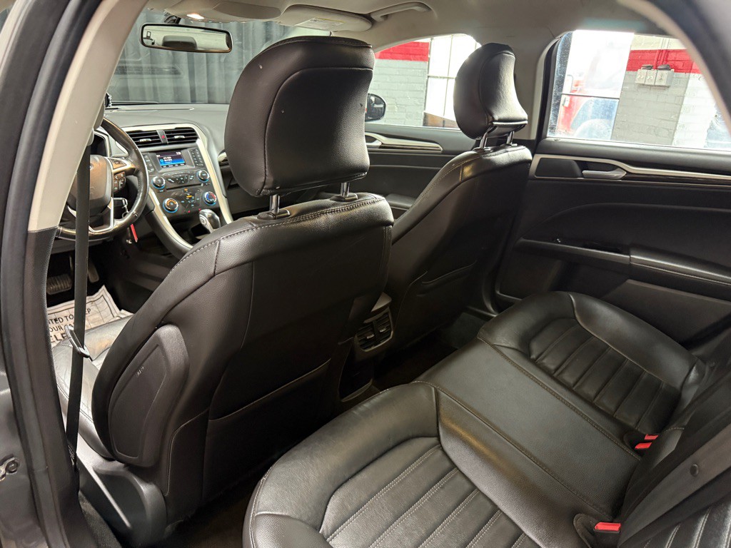 2015 Ford Fusion Image 13