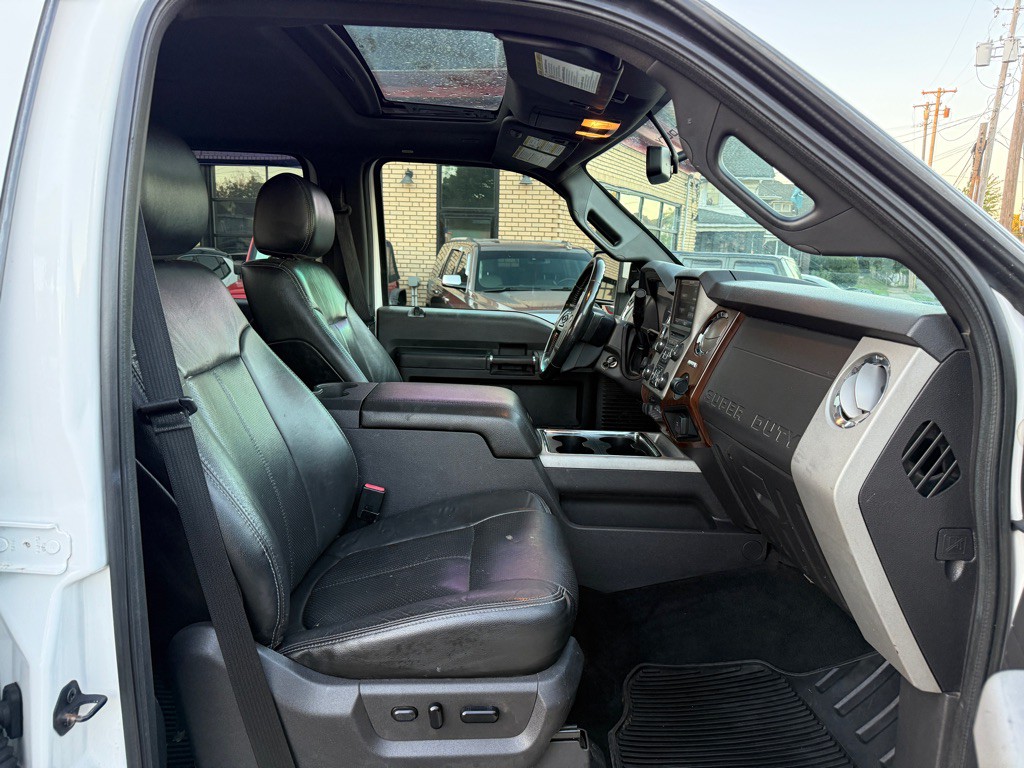 2013 Ford F-350 Image 9